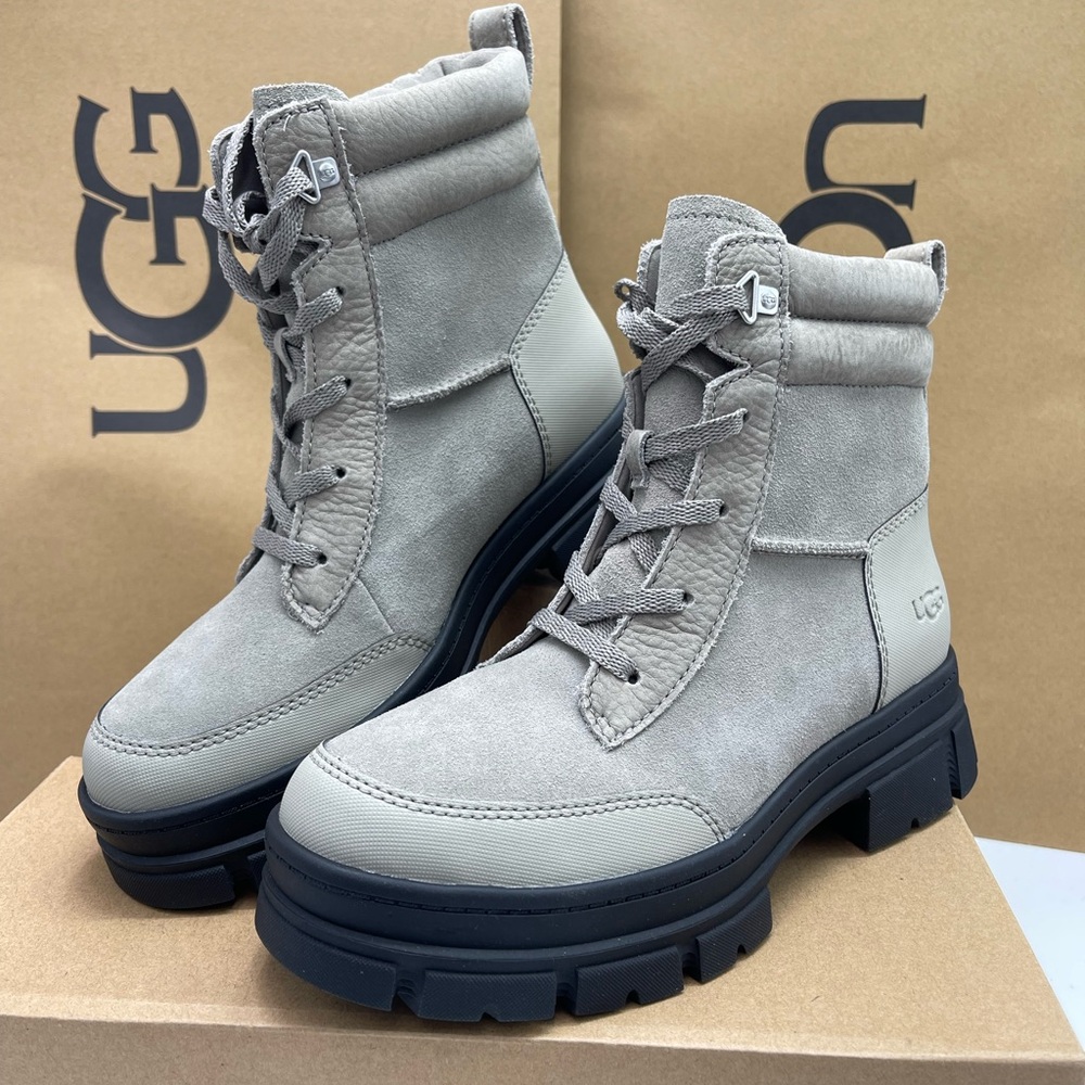 UGG Women 1174492
W ASHTON WEATHERIZED LACE UP Cobble Grey - Kicks Machine Boots - Picture 13 of 16